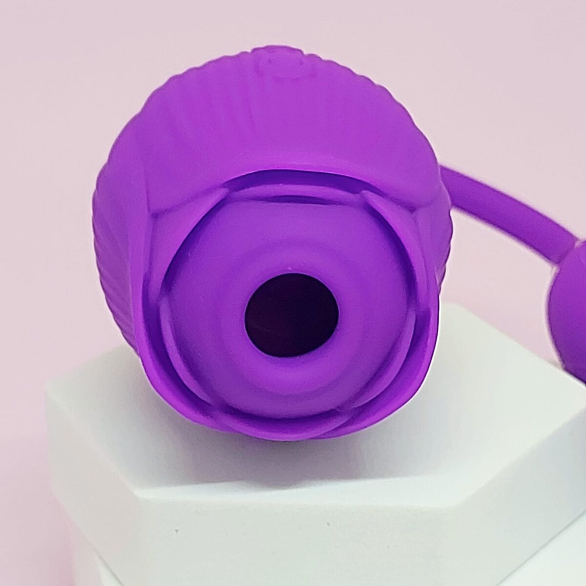 Vibrador Rosa Vai e Vem Com Sugador - Imagem 2