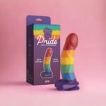 Pênis Realístico Com Escroto e Ventosa Linha Pride