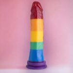 Pênis Realístico Linha Pride Com Ventosa 20cm