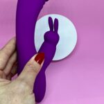 Vibrador Rabbit de Ponto G e Clitóris - Naughty U