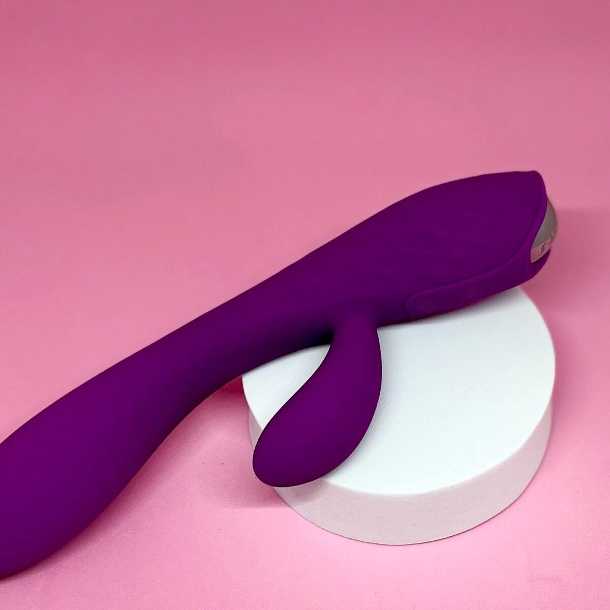 Vibrador Estimulador de Ponto G e Clitóris Muses - S-Hande