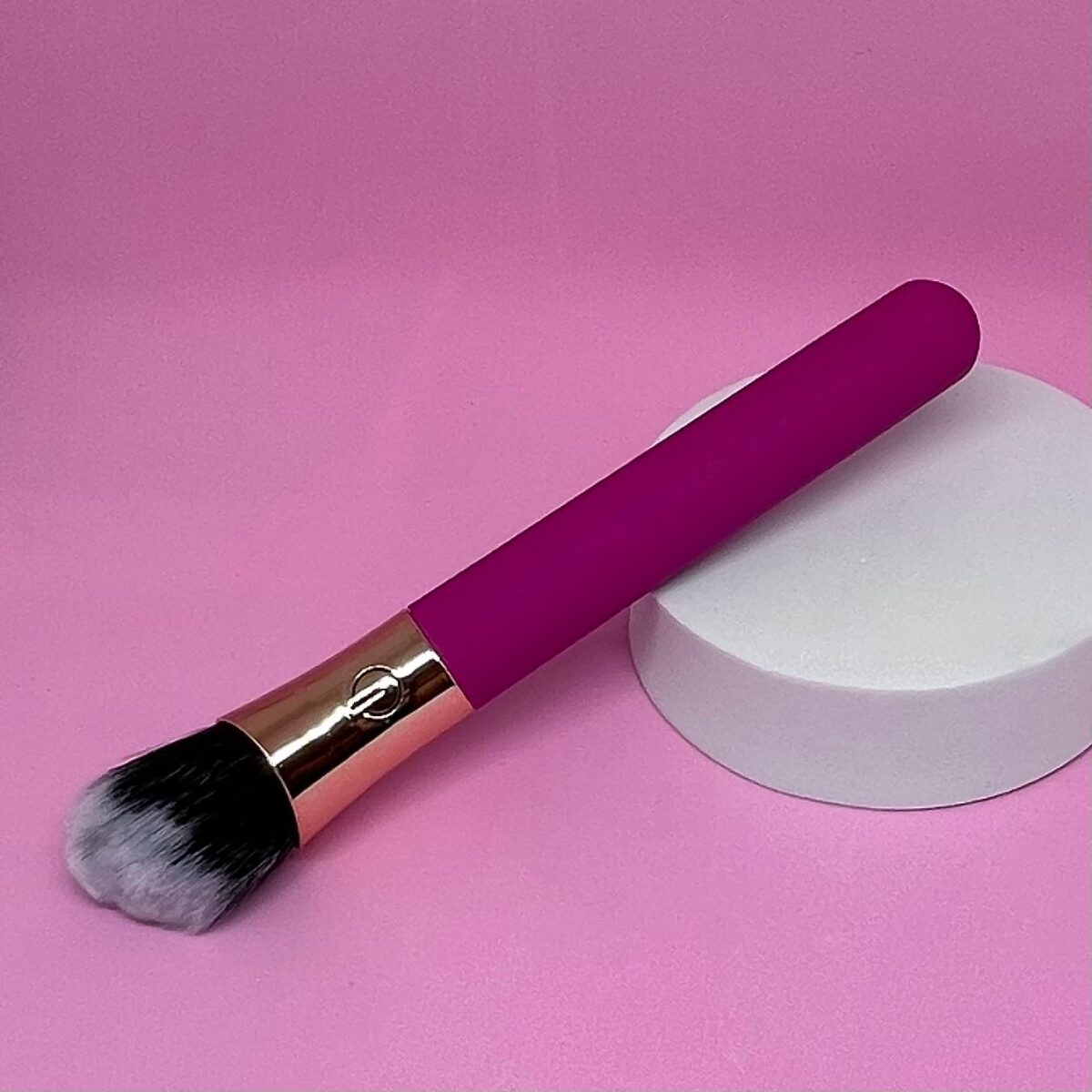 Vibrador Pincel Luxxo – Estímulo de Ponto G e Sensações Corporais Sofisticadas