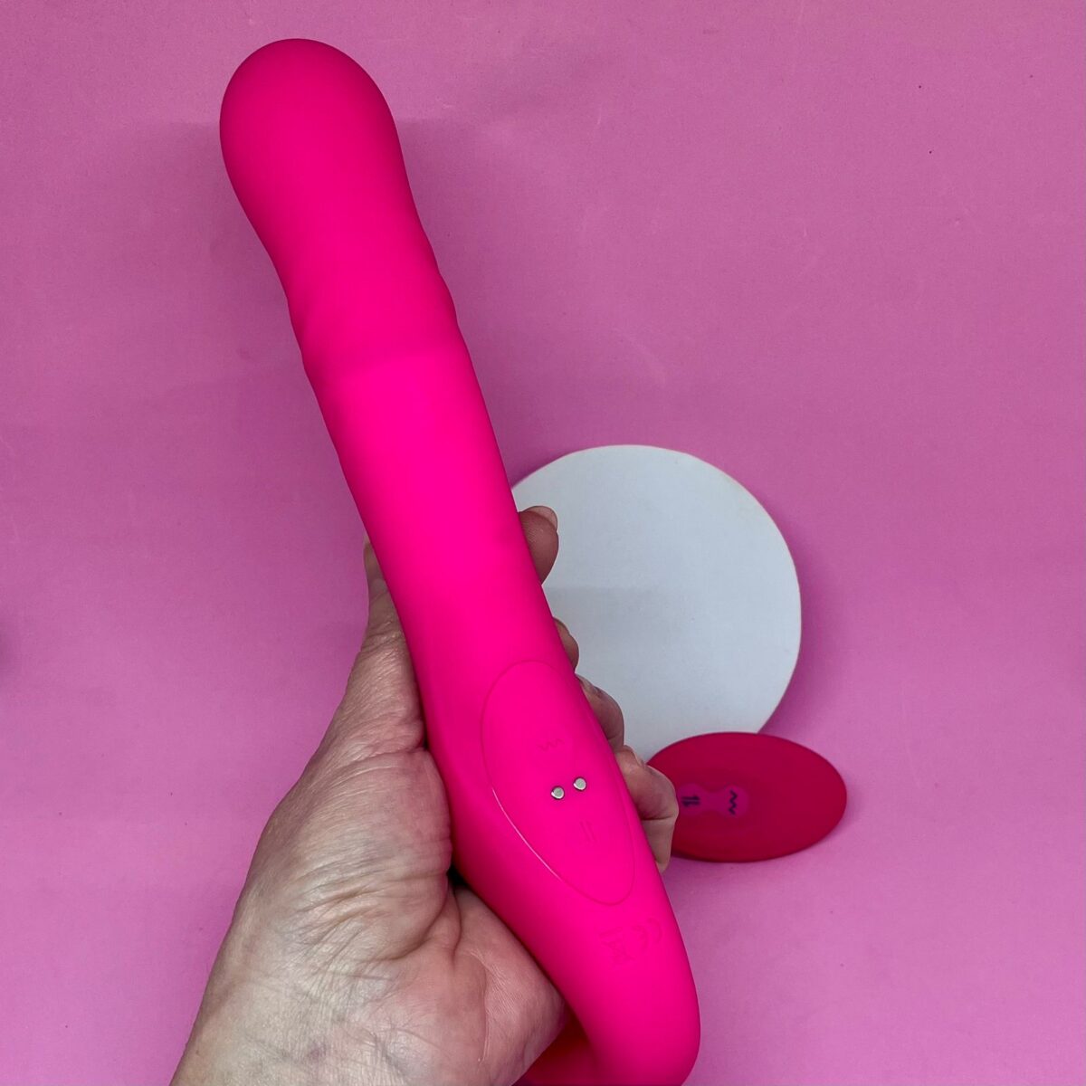 Vibrador de Casal Strapless Vai e Vem Michelle – Conexão e Prazer em Sintonia
