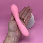 Vibrador Ponto G Gloria Pretty Love – 30 Modos de Vibração, Ponta Flexível e Design Confortável