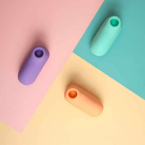 Estimulador de Clitóris Recarregável Sweet Vibe Xêro Verde | Potente, Discreto e Ideal para Iniciantes